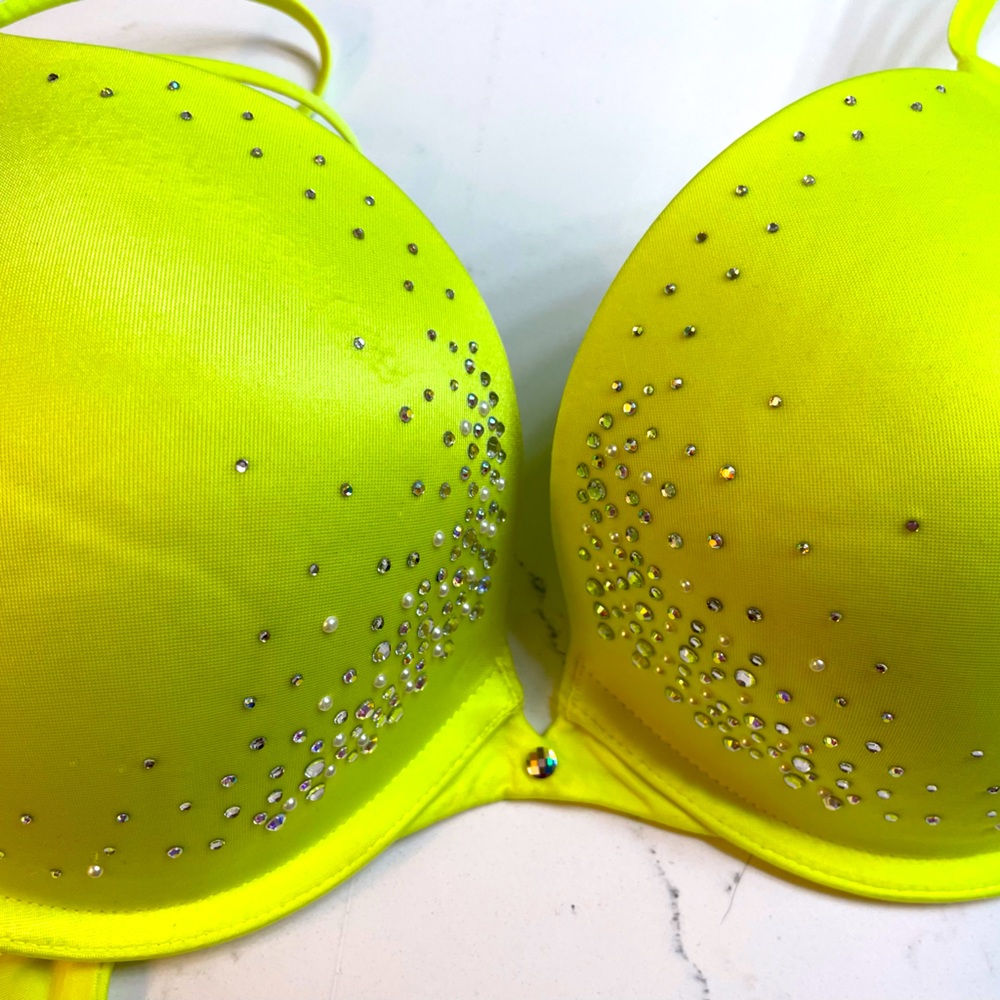 SOLD Very Sexy Push-up Bra. 36D
